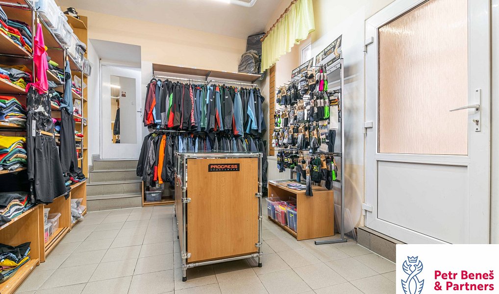 Prodej obchodních prostor 622 m², Rakovník – náhled fotky 12