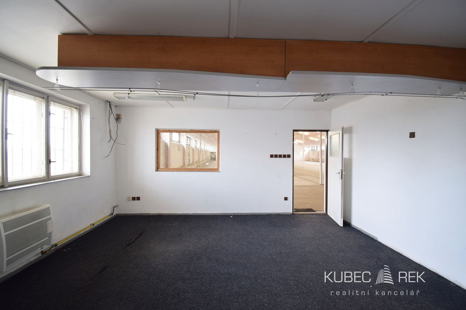 Pronájem skladovacích prostor 561 m² – fotografie 5