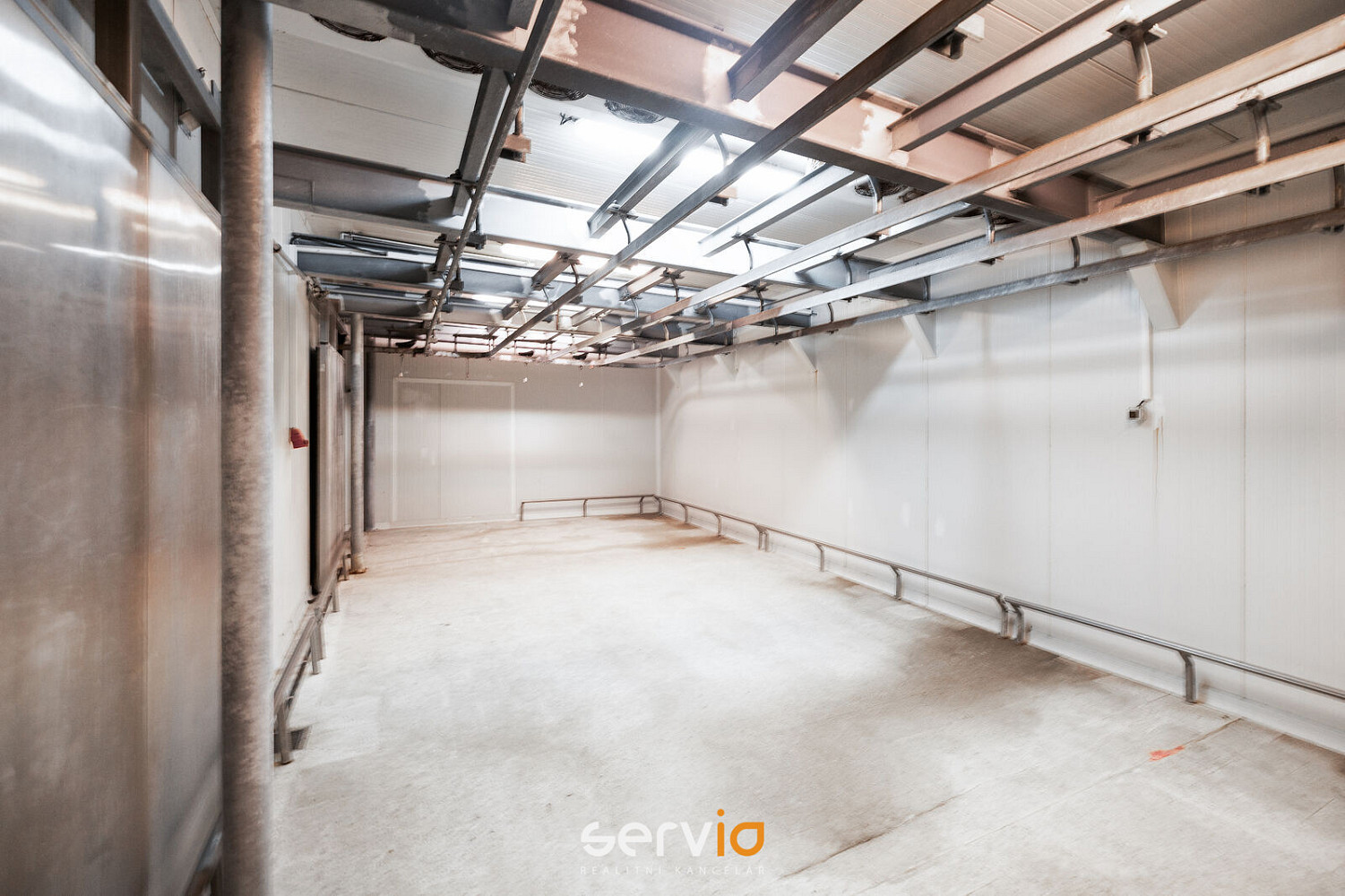 Prodej výrobních prostor 3 100 m² – fotografie 5