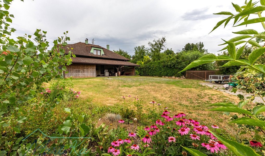 Prodej domu 238 m² s pozemkem 1 541 m², Neveklov – náhled fotky 21