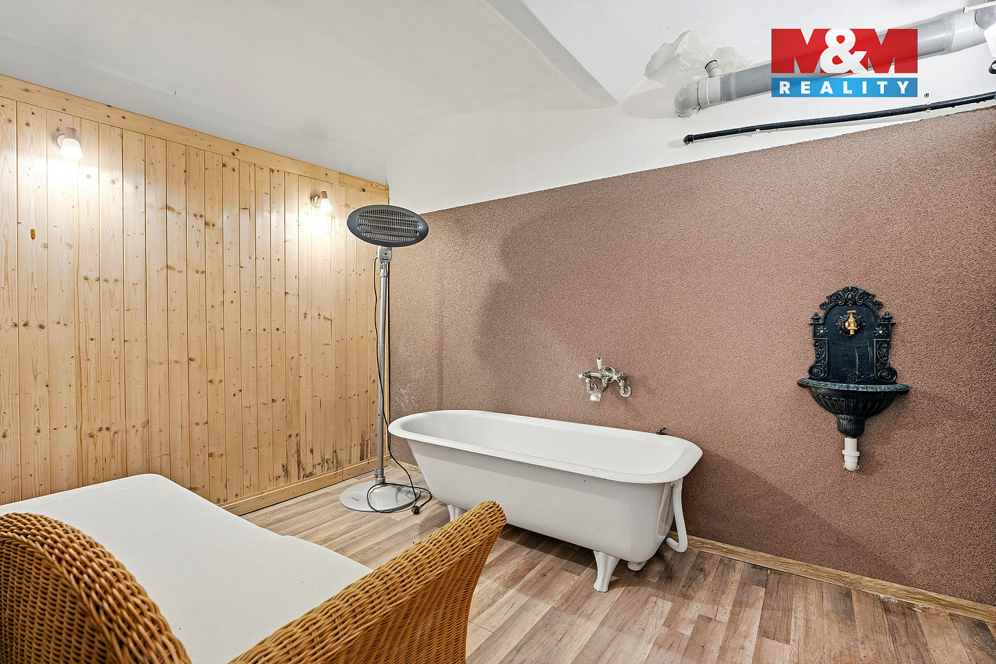 Prodej nájemního domu, činžáku 680 m² – fotografie 4