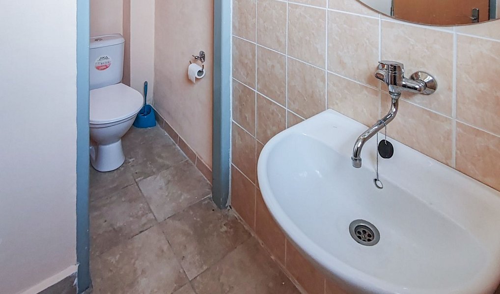 Pronájem kanceláře 102 m², Kolín – náhled fotky 11