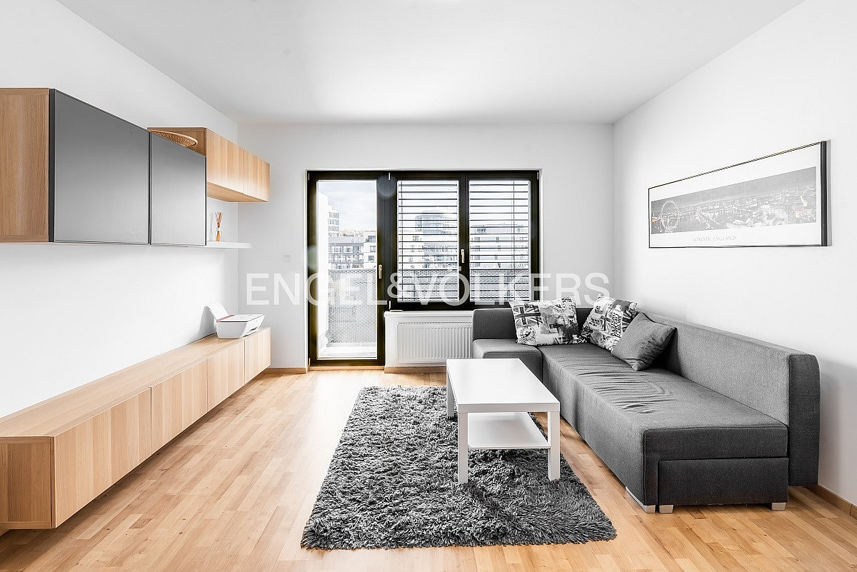 Pronájem bytu 2+kk 51 m² – fotografie 3
