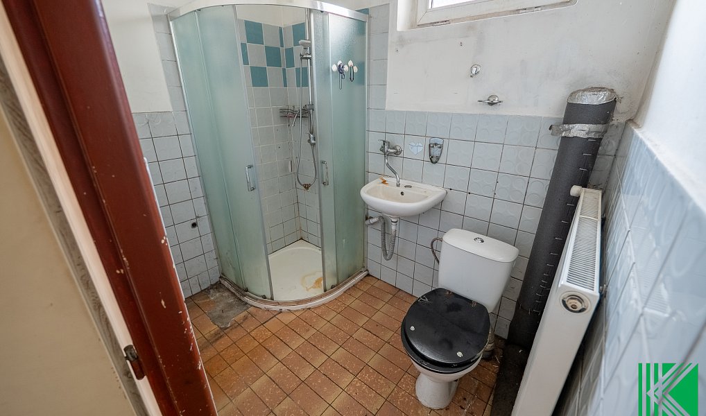 Prodej domu 220 m² s pozemkem 1 376 m², Bernartice – náhled fotky 7