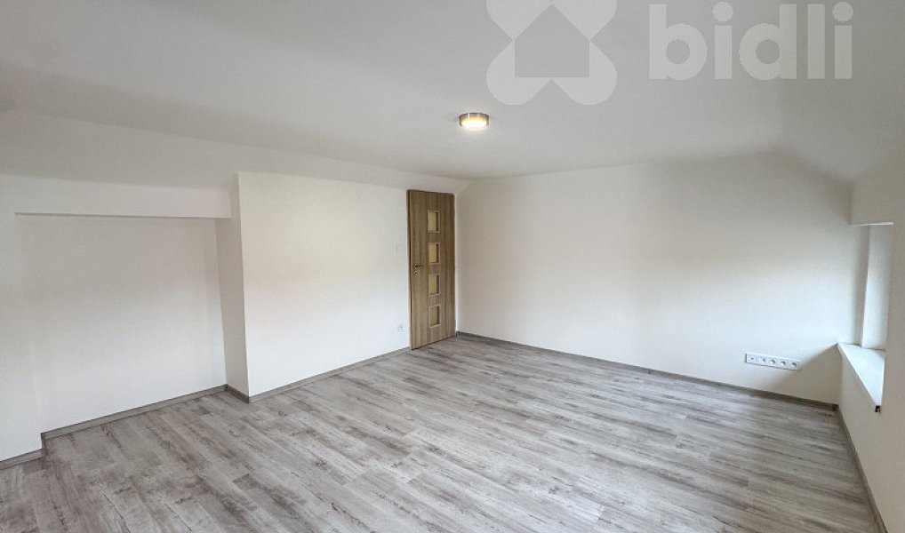 Prodej domu 145 m² s pozemkem 150 m², Evaň – náhled fotky 16
