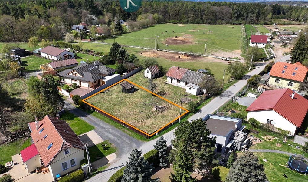 Prodej stavebního pozemku 816 m², Mukařov – náhled fotky 2