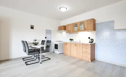 Pronájem bytu 2+kk 73 m², Masarykova, Rajhrad, okres Brno-venkov