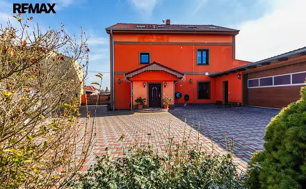 Prodej domu 309 m² s pozemkem 854 m², Nová Čtvrť, Kněževes, okres Praha-západ