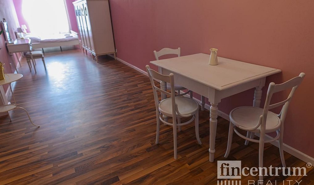 Prodej památky 800 m2 náměstí Zachariáše z Hradce, Telč, Telč – náhled fotky 10