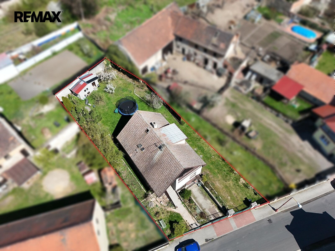 Prodej domu 180 m² s pozemkem 815 m² – fotografie 2