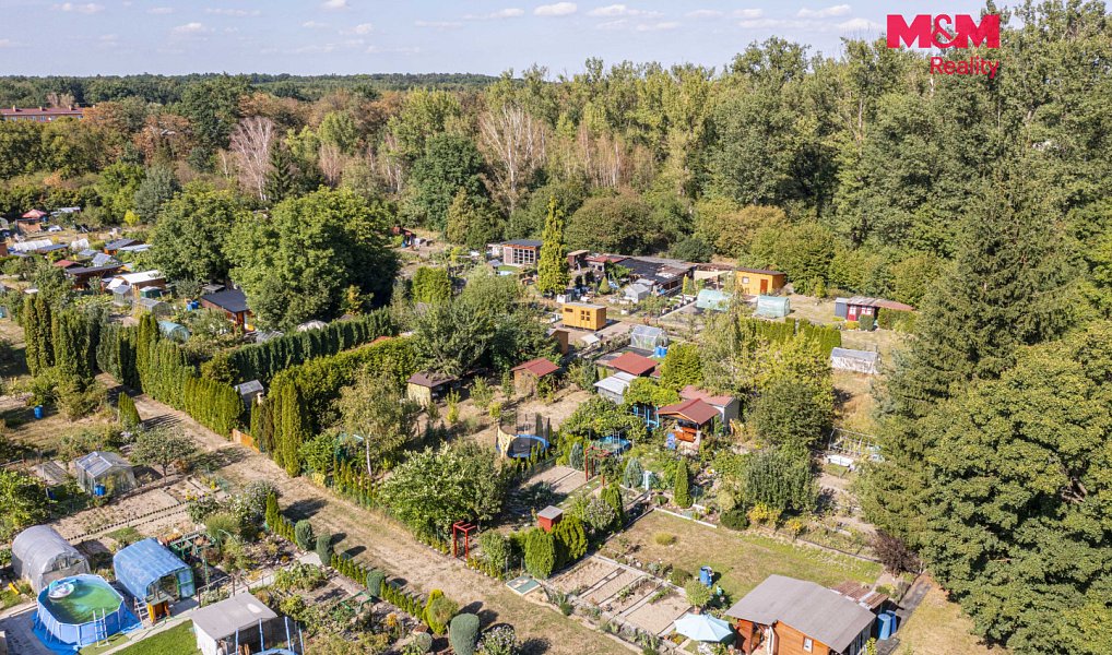 Prodej zahrady 185 m², Rybitví – náhled fotky 26