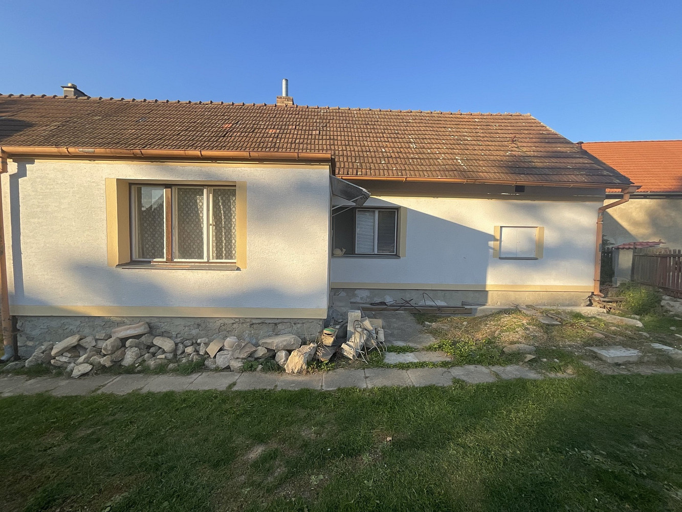 Prodej domu 297 m² s pozemkem 2 972 m²