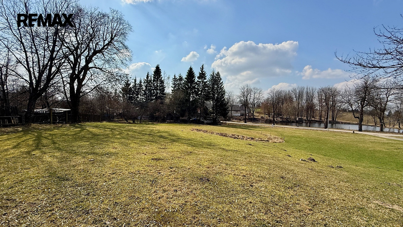 Prodej stavebního pozemku 1 125 m² — photo 3