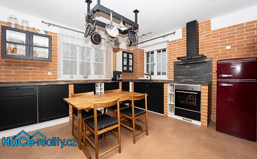 Prodej domu 130 m² s pozemkem 1 418 m², Dukelská, Horní Jelení, okres Pardubice