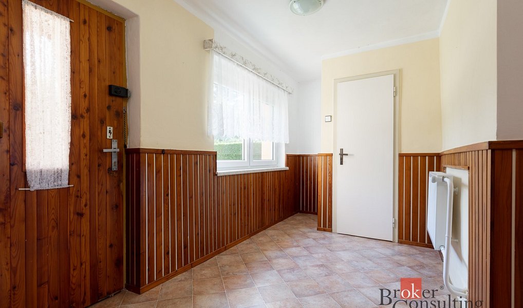 Prodej domu 138 m² s pozemkem 522 m², Radkov – náhled fotky 9