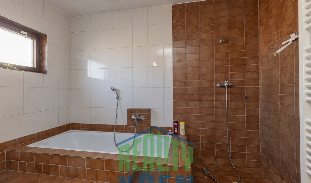 Prodej domu 246 m² s pozemkem 800 m², Praha – náhled fotky 13