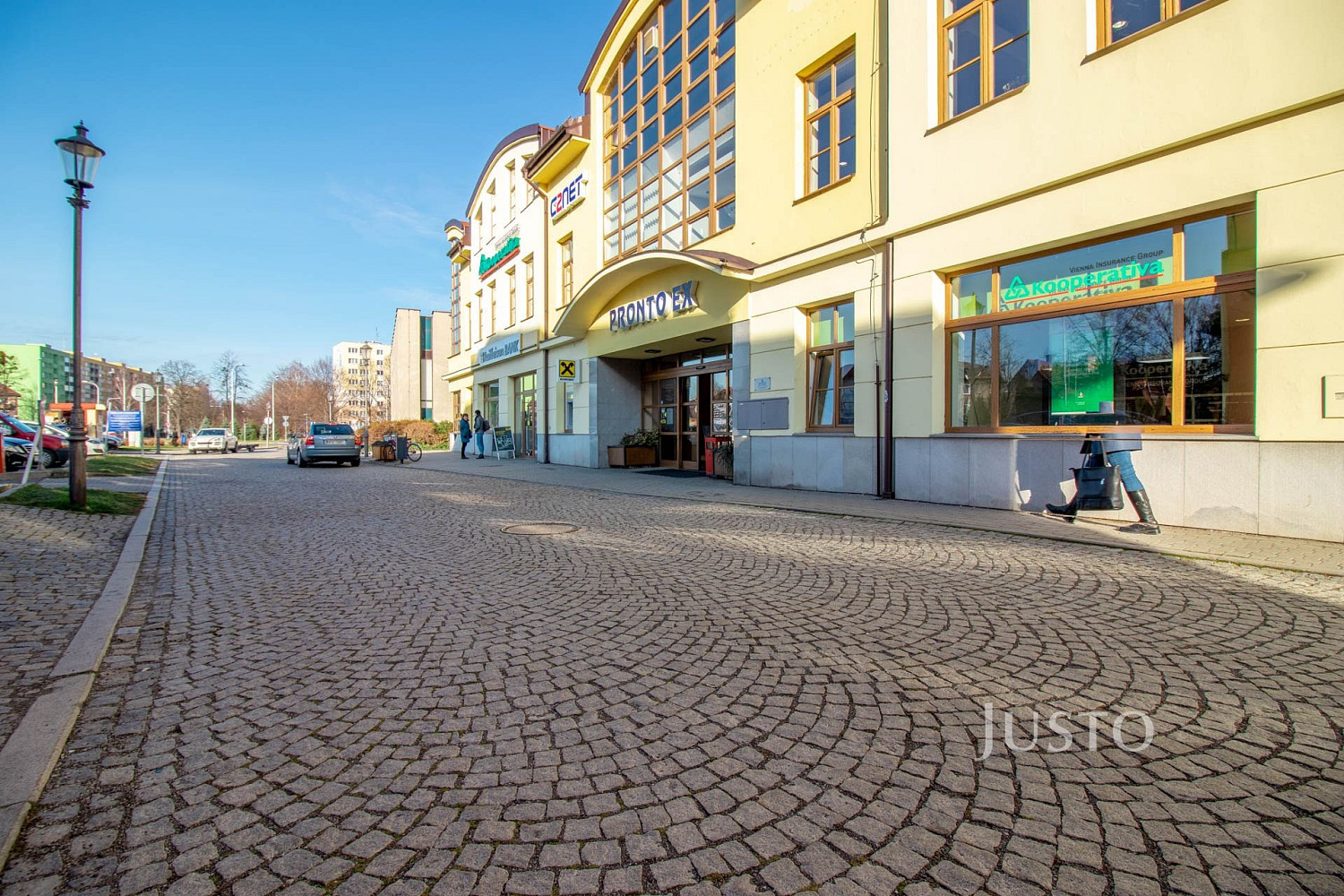 Pronájem kanceláří 67 m² – pohled 2