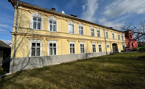 Prodej domu 252 m² s pozemkem 540 m², Havraň, okres Most