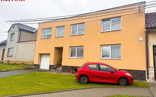 Prodej domu 400 m² s pozemkem 941 m², Roštění, okres Kroměříž