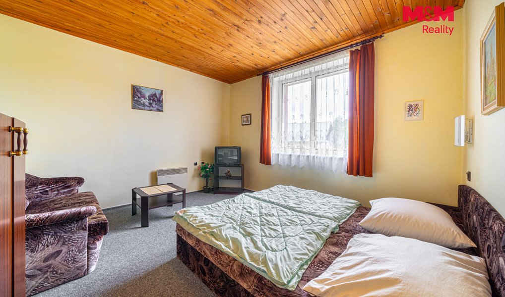 Prodej ubytovacího objektu 700 m², Abertamy – náhled fotky 4