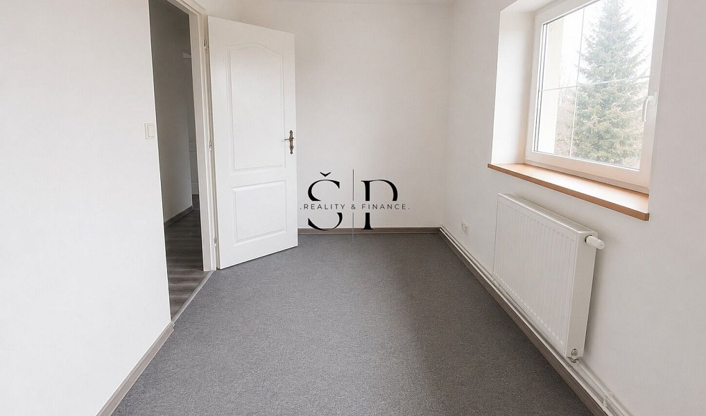 Pronájem domu 300 m² s pozemkem 2 218 m², Jesenice – náhled fotky 3