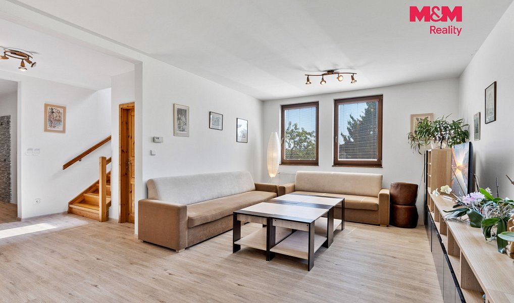 Prodej domu 250 m² s pozemkem 2 276 m², Skuhrov – náhled fotky 6