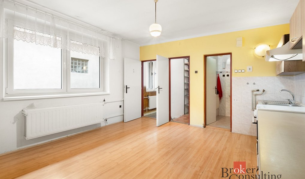 Prodej domu 150 m² s pozemkem 1 023 m², Hrubá Vrbka – náhled fotky 24