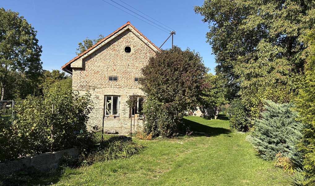 Prodej domu 110 m² s pozemkem 2 489 m², Lipec – náhled fotky 3