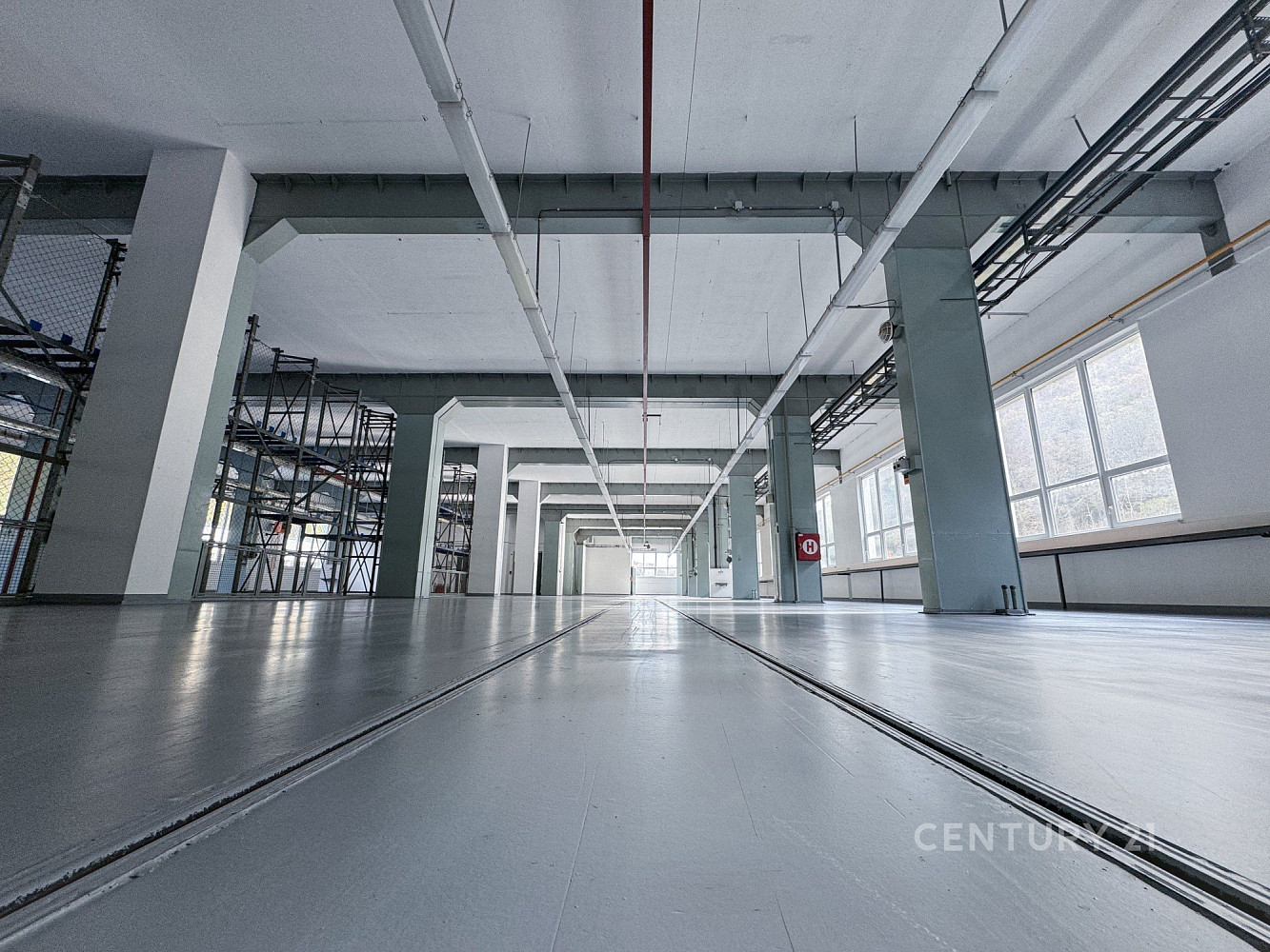 Pronájem výrobních prostor 1 920 m² — photo 5