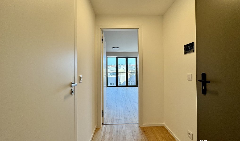 Pronájem bytu 1+kk 42 m², Brno – náhled fotky 14