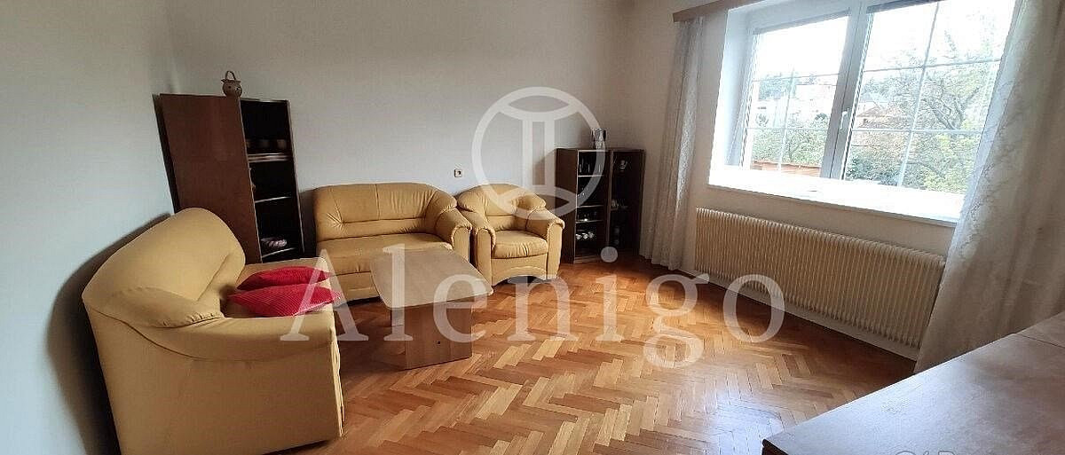 Prodej domu 275 m² s pozemkem 676 m² – fotografie 4