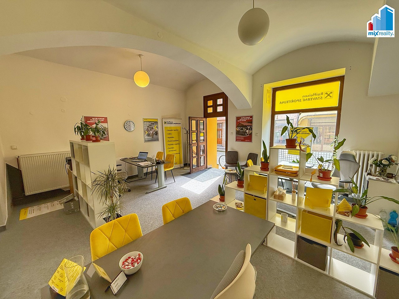 Pronájem kanceláře 56 m² — photo 3
