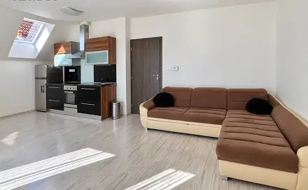 Pronájem bytu 3+kk 74 m²