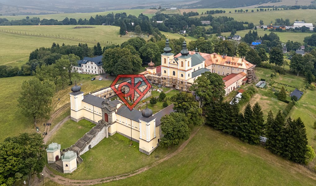 Prodej ubytovacího objektu 448 m², Králíky – náhled fotky 45