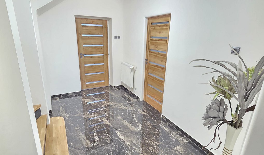 Prodej domu 300 m² s pozemkem 1 286 m², Tábor – náhled fotky 23