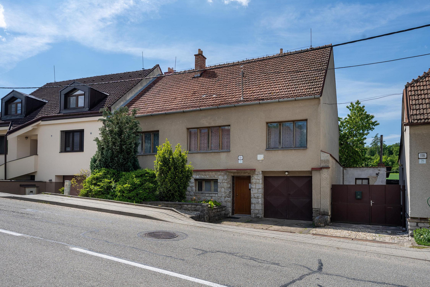 Prodej domu 222 m² s pozemkem 388 m² — photo 2