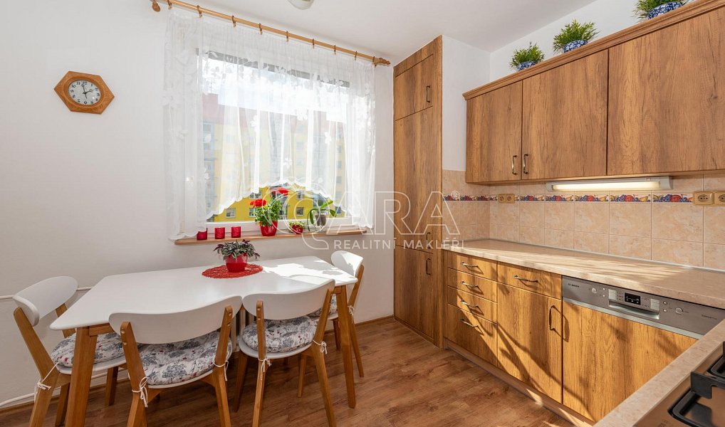 Prodej bytu 3+1 69 m², Trutnov – náhled fotky 4