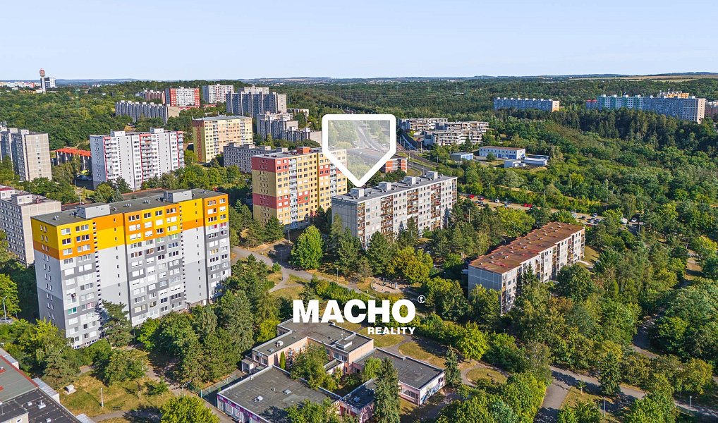 Prodej bytu 3+1 77 m², Praha – náhled fotky 26