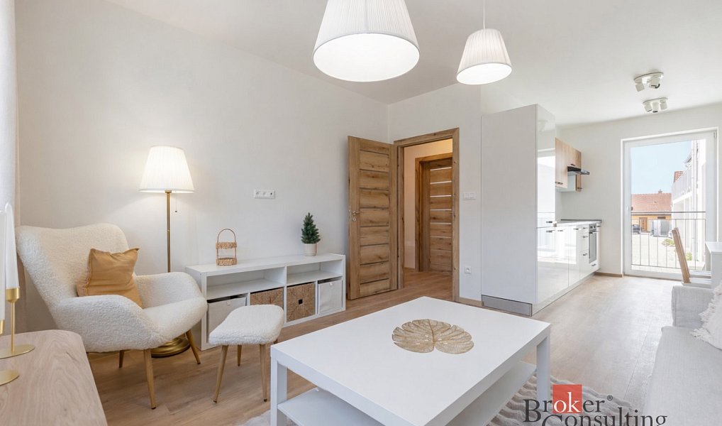 Pronájem bytu 2+kk 50 m², Valtice – náhled fotky 3
