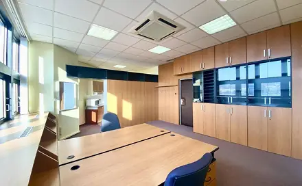 Pronájem kanceláře 68 m², Na Moráni, Praha 2 - Nové Město