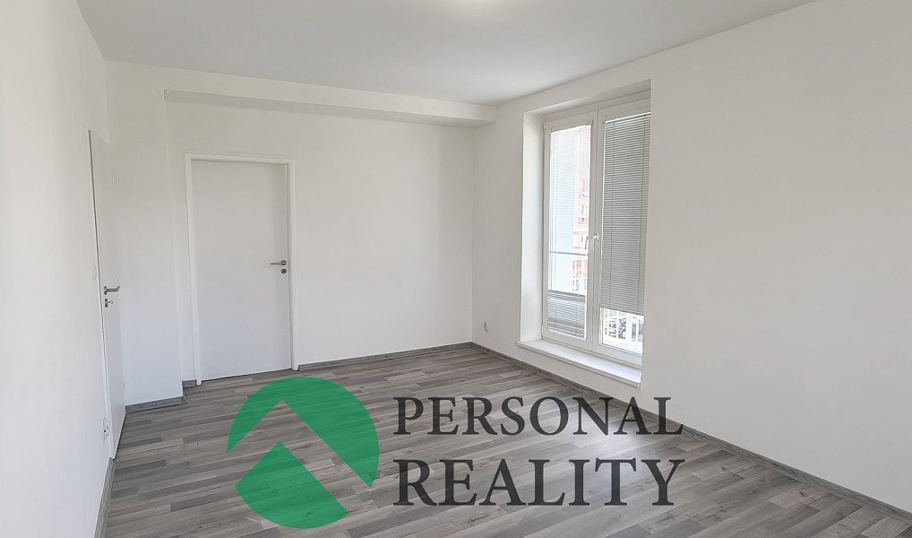 Pronájem bytu 2+1 52 m², Sokolov – náhled fotky 2