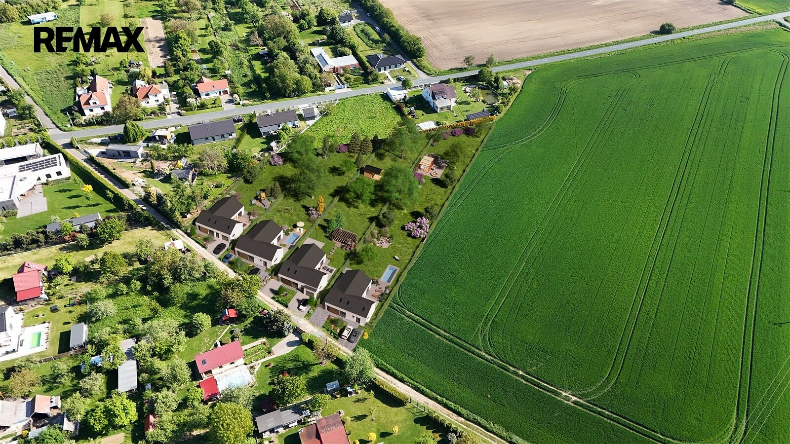 Prodej stavebního pozemku 2 100 m² – fotografie 3