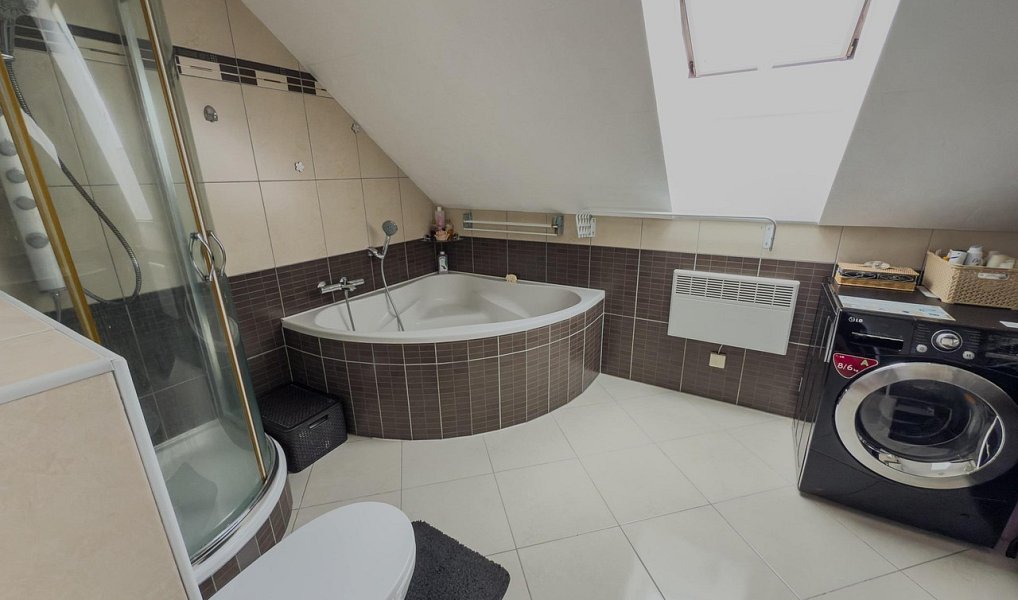 Prodej bytu 4+kk 145 m², Jihlava – náhled fotky 9