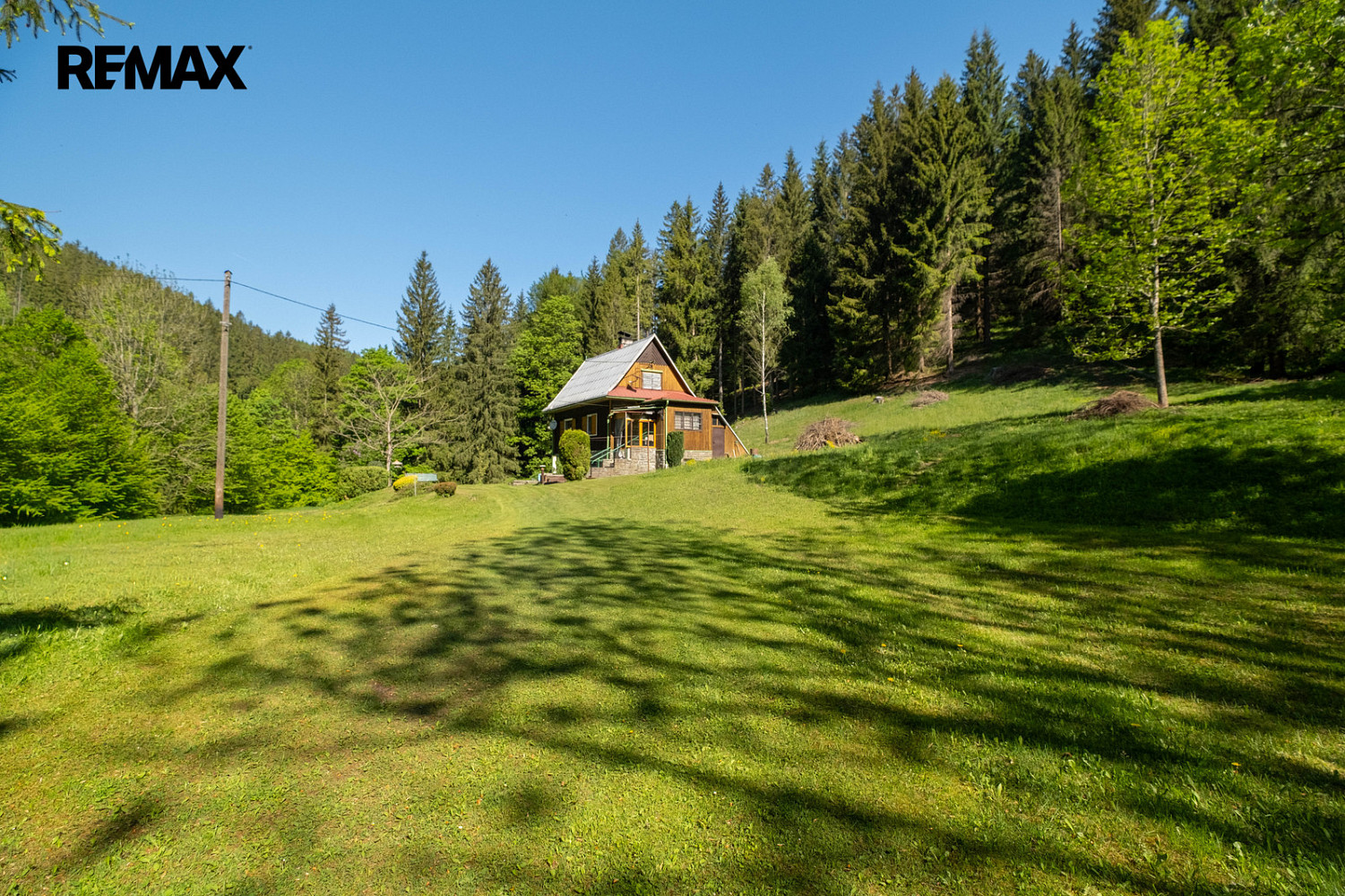 Prodej domu 95 m² s pozemkem 10 660 m²