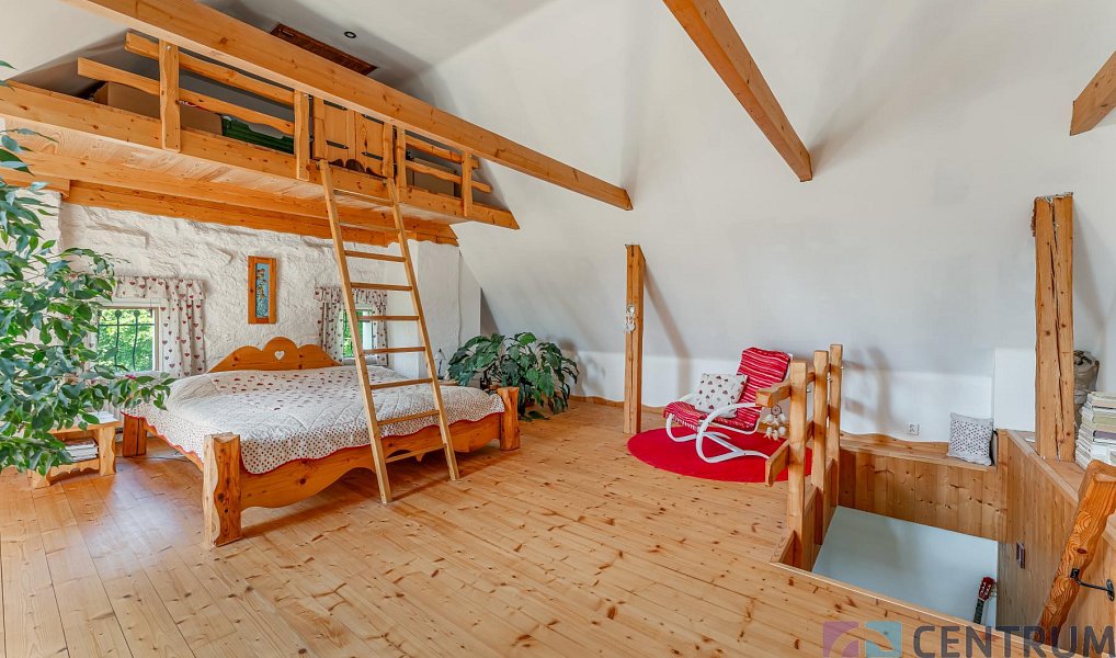 Prodej domu 265 m² s pozemkem 1 648 m², Šimonovice – náhled fotky 12
