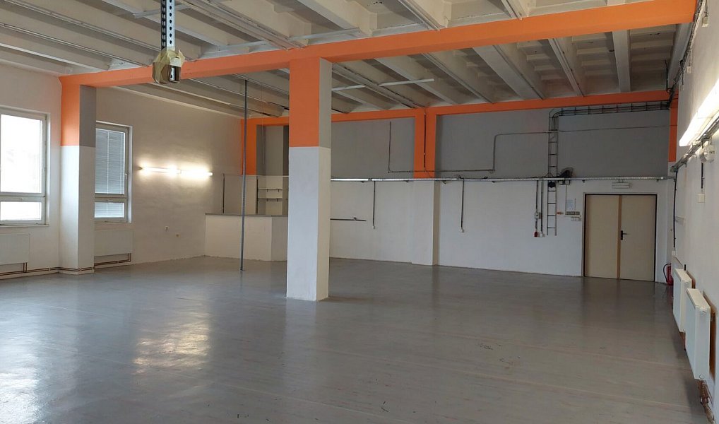 Pronájem obchodních prostor 119 m², Třebíč – náhled fotky 3