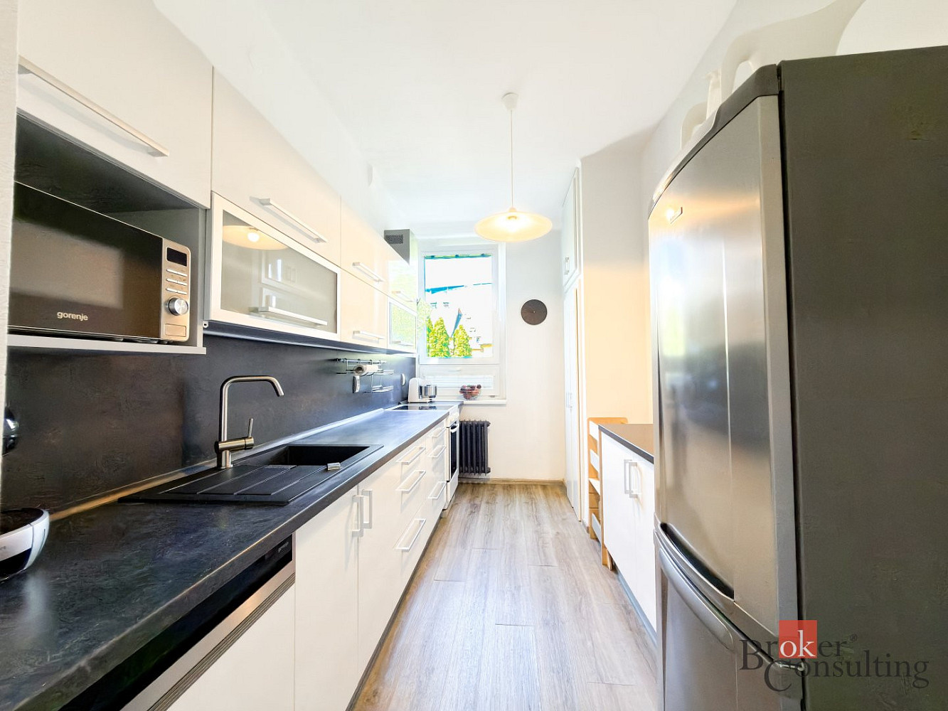 Pronájem bytu 3+1 90 m² – fotografie 3