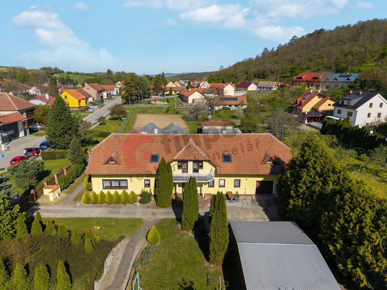 Prodej domu 347 m² s pozemkem 1 900 m² – fotografie 3