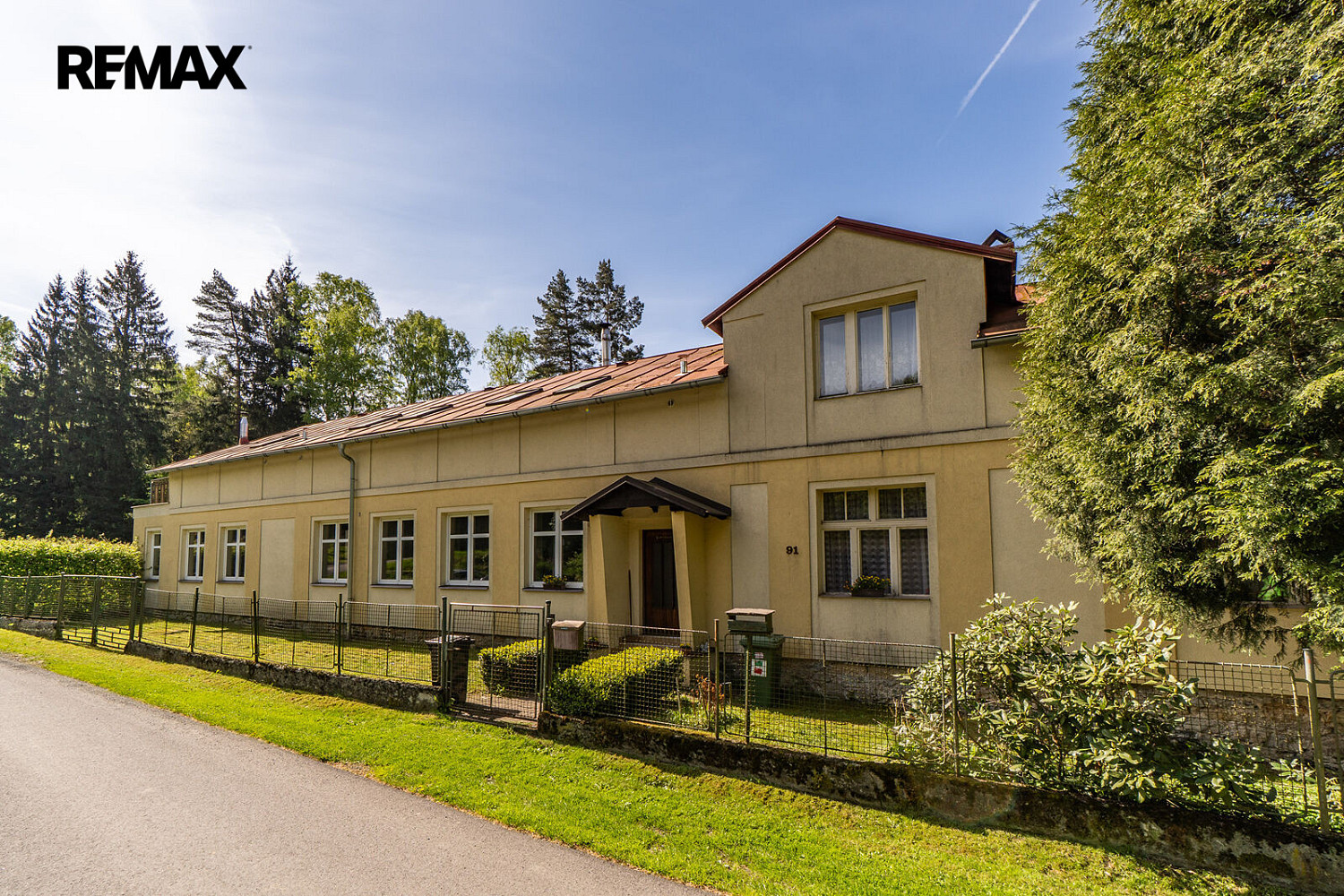 Prodej ubytovacího objektu 421 m² – fotografie 3