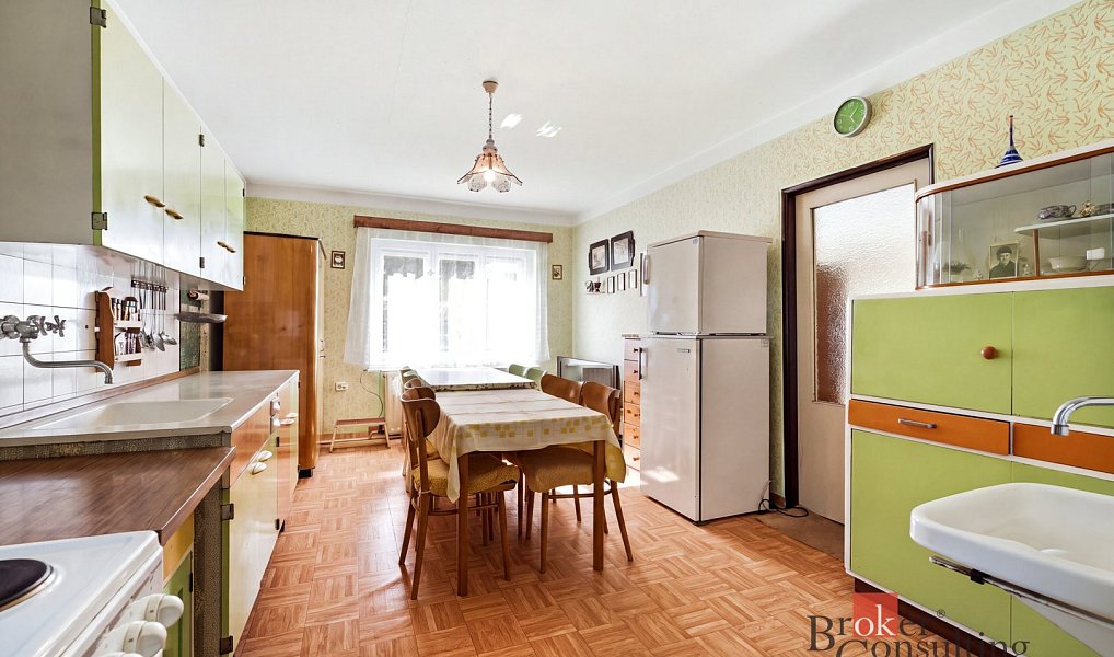Prodej domu 184 m² s pozemkem 1 352 m², Kunratice u Cvikova – náhled fotky 19